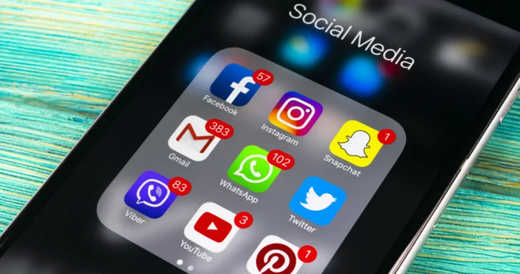 Tužno: Srednjoškolci pokušali izdržati dvije sedmice bez društvenih mreža, rezultat poražavajući