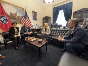 Kad „politički mrtvac naglo oživi: Dodikova ofanziva od Jerusalema do Washingtona i saplitanje Trojke u pijesku Dubaija