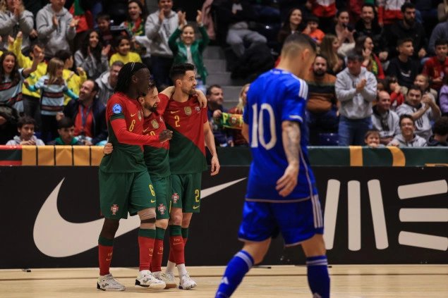 Futsal reprezentacije Španije i Portugala u finalu EP Futsal reprezentacije Španije i Portugala u finalu EP