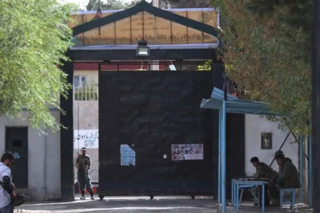 Vlasti Afganistana pustile američkog naučnika iz zatvora nakon godinu dana bez optužbe