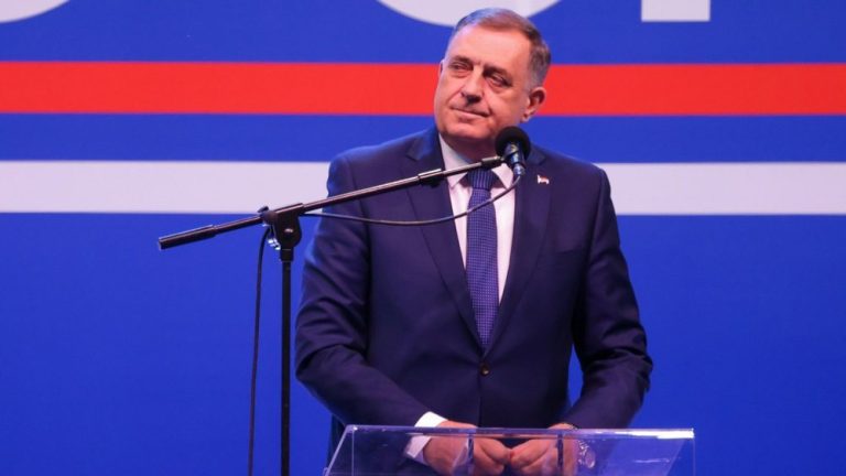 Sud u Banjaluci utvrdio da je Milorad Dodik diskriminisao LGBT osobe Sud u Banjaluci utvrdio da je Milorad Dodik diskriminisao LGBT osobe