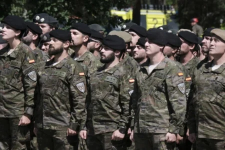 Španija privremeno povlači svoje specijalne snage iz Iraka Španija privremeno povlači svoje specijalne snage iz Iraka