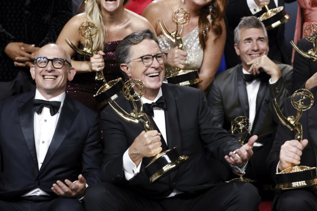 Nakon odlaska iz The Late Showa: Stephen Colbert piše novi film iz svijeta Gospodara prstenova Nakon odlaska iz The Late Showa: Stephen Colbert piše novi film iz svijeta Gospodara prstenova