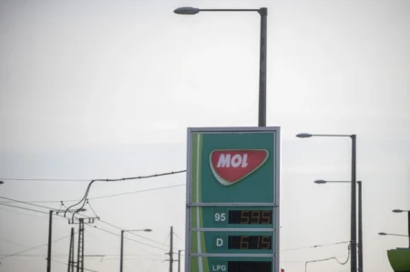 MOL dobio odobrenje SAD-a za pregovore o kupovini udjela u srbijanskom NIS-u