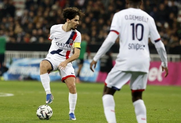 Francuska liga odložila utakmicu Lensa i Paris Saint-Germaina u interesu domaćeg fudbala Francuska liga odložila utakmicu Lensa i Paris Saint-Germaina u interesu domaćeg fudbala