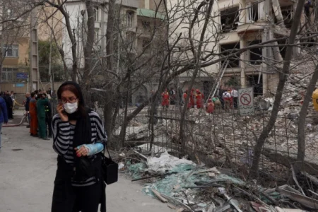 Američki i izraelski napadi na Iran uništili ili oštetili više od 82.000 civilnih objekata