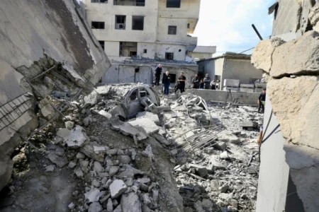 Izrael pogodio južni Bejrut, tvrdi da napada i ciljeve širom Teherana