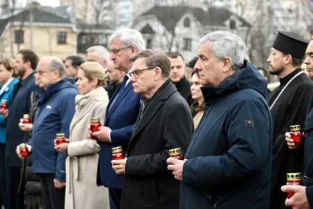 Kaja Kallas i ministri EU u Ukrajini: Odali počast žrtvama Buče
