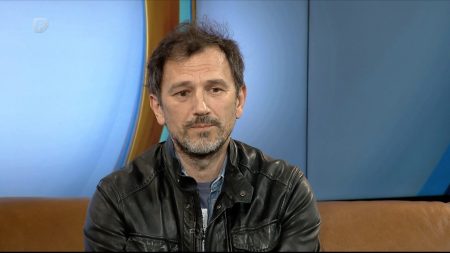 Zagrljaj svima treba – Edin Telalagić-Tela predstavio svoju pjesmu na Federalnoj TV