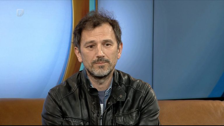 Zagrljaj svima treba – Edin Telalagić-Tela predstavio svoju pjesmu na Federalnoj TV