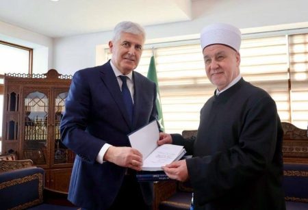 Safet Oručević šokiran sastankom Čovića i Kavazovića: Reis je pokazao veliko nepoštovanje prema Bošnjacima Hercegovine, je li cijena izborni zakon?