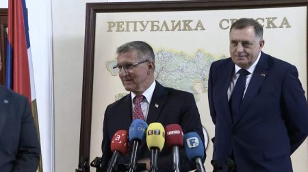 Američki general Michael Flynn u Banjaluci organizuje Ekonomski samit