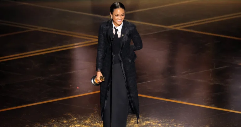 Historijski trenutak: Autumn Durald Arkapaw prva žena nagrađena za najbolju fotografiju Historijski trenutak: Autumn Durald Arkapaw prva žena nagrađena za najbolju fotografiju