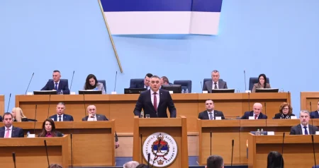 Savo Minić iznenada podnio ostavku na mjesto premijera