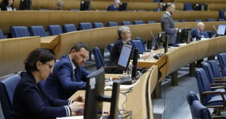Počela sjednica Predstavničkog doma PSBiH: Na dnevnom redu i ukidanje akciza na gorivo