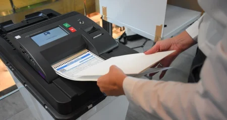 Izborna tehnologija pod upitnikom: Svi čekaju CIK zbog odluke o ponuđaču