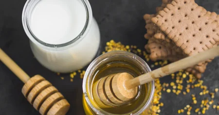 Nije samo do okusa: Šta se događa kada dodate med u jogurt