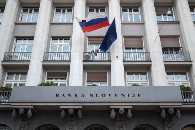 Slovenija ulazi na kinesko tržište sa rekordnom emisijom panda obveznica od 4 milijarde juana 