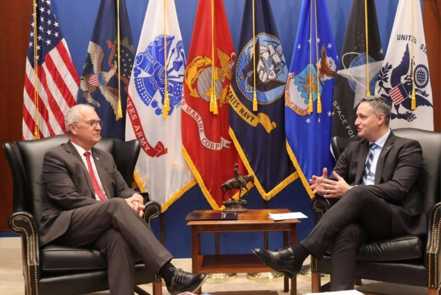 Bećirović u Washingtonu sa senatorom Cramerom, u fokusu jačanje strateškog partnerstva BiH i SAD-a Bećirović u Washingtonu sa senatorom Cramerom, u fokusu jačanje strateškog partnerstva BiH i SAD-a