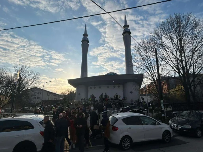 Širom BiH klanjan bajram-namaz uz poruke solidarnosti i jedinstva