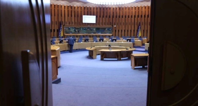 Važni zakoni pred delegatima: Dom naroda danas o VSTV-u, Sudu BiH i akcizama Važni zakoni pred delegatima: Dom naroda danas o VSTV-u, Sudu BiH i akcizama