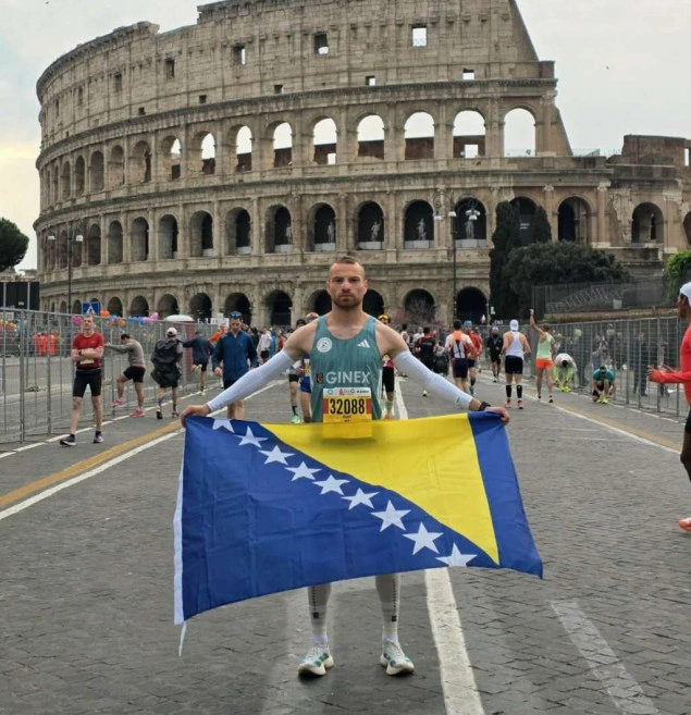 Goraždanin Emir Hastor ostvario 17. mjesto na Rimskom maratonu Goraždanin Emir Hastor ostvario 17. mjesto na Rimskom maratonu