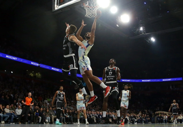 Partizan kažnjen sa 20.000 eura zbog incidenata na utakmicama Eurolige Partizan kažnjen sa 20.000 eura zbog incidenata na utakmicama Eurolige