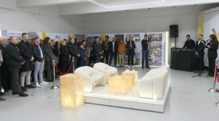 Kiseljak: Ivan Cetina Dadić otvorio izložbu 12 – Vizija, rast, povratak