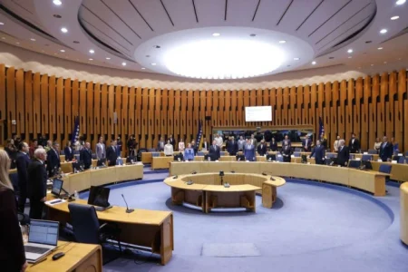 Dom naroda 27. marta o zakonima o akcizama, VSTV-u, Sudu, ograničavanju raspolaganja imovinom