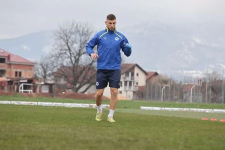 Jovo Lukić ostaje na tribinama i protiv Italije u Zenici