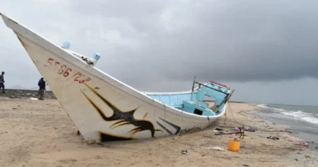 Brod s migrantima potonuo kod Džibutija: Najmanje devet poginulih i 45 nestalih