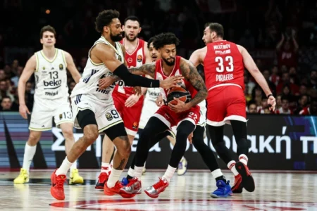 Olympiacos ubjedljiv protiv Fenerbahcea u Evroligi