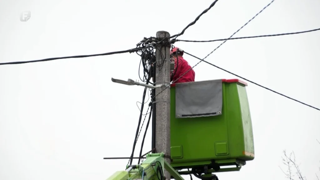 Nakon tri dana bez struje i vode, u Krajini se postepeno stabilizira stanje