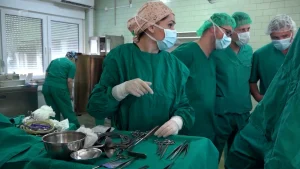 Doktori u SBK-u odustaju od štrajka, čeka se odluka Vlade