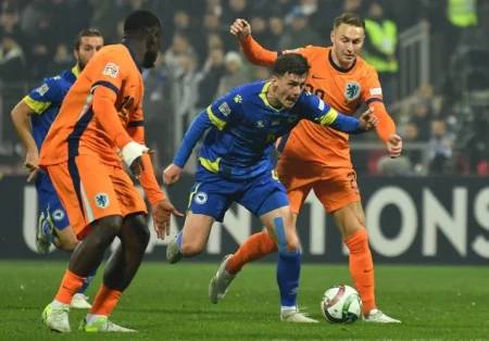 Sportski direktor Brondbyja Benjamin Schmede kontaktirao Sergeja Barbareza