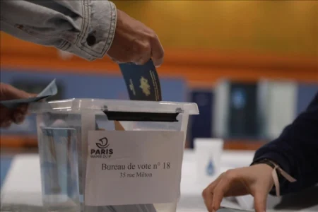 Neizvjestan drugi krug lokalnih izbora u Francuskoj: jačanje krajnjih političkih opcija