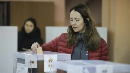 Zatvorena birališta u Srbiji: Zabilježena velika izlaznost i brojni incidenti