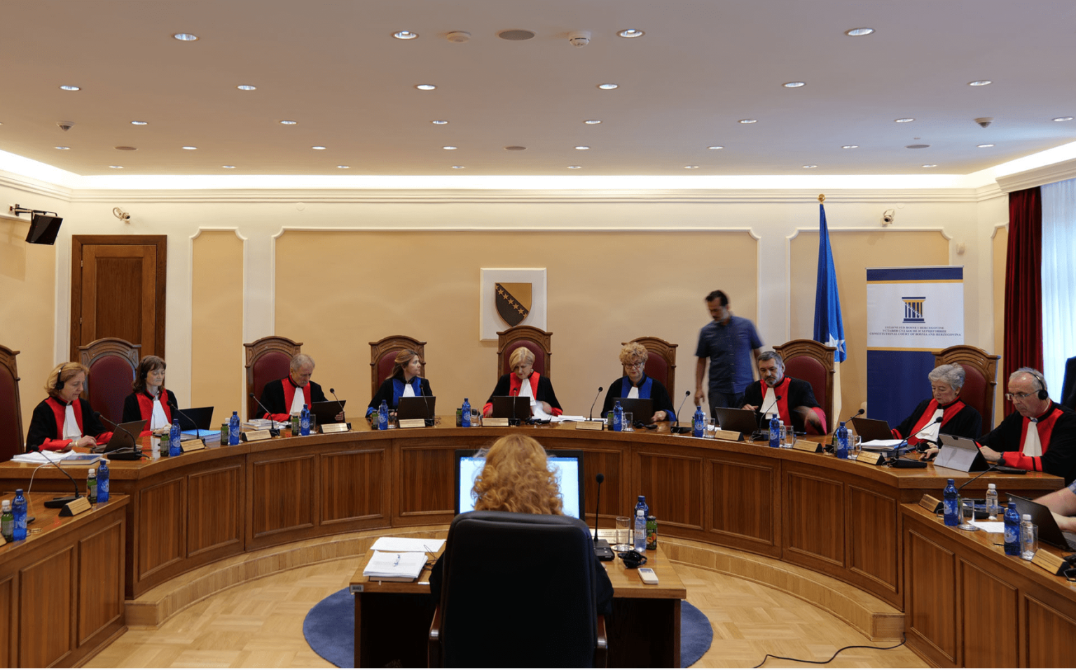 Ustavni sud proglasio neustavnom Odluku Predstavničkog doma BiH o formiranju Ureda glavnom pregovarača sa EU jer je nije potvrdio Dom naroda