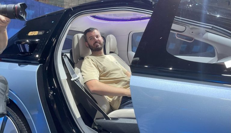 Verne, nakon ugovora s Uberom ima novi plan – robotaksi će u prvoj fazi imati vozača