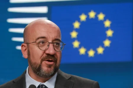 Charles Michel optužuje Ursulu von der Leyen za grabljenje moći unutar EU