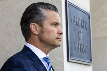 Pentagon se obratio proizvođačima automobila i drugim industrijama radi povećanja proizvodnje oružja Pentagon se obratio proizvođačima automobila i drugim industrijama radi povećanja proizvodnje oružja