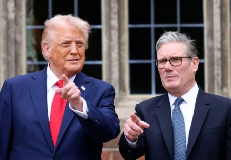 Posebni odnosi pod pritiskom: Trump kritikuje Veliku Britaniju uoči posjete kralja Charlesa