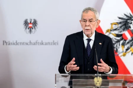 Predsjednik Republike Austrije danas sa članovima Predsjedništva BiH Predsjednik Republike Austrije danas sa članovima Predsjedništva BiH