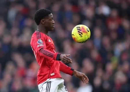 Mainoo blizu potpisivanja novog ugovora sa Manchester Unitedom Mainoo blizu potpisivanja novog ugovora sa Manchester Unitedom