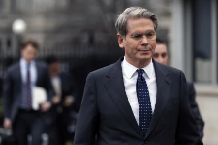 SAD uvodi sankcije za 12 osoba i organizacija zbog povezanosti s iranskim vojnim programima