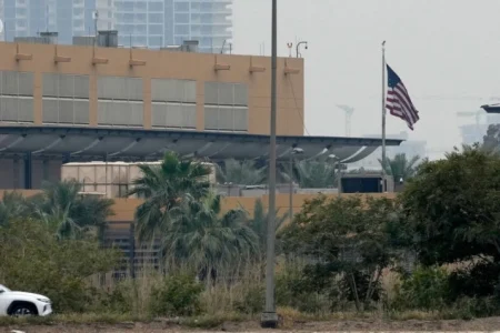 Irak tvrdi da nije strana u regionalnom sukobu nakon sigurnosnog upozorenja SAD-a