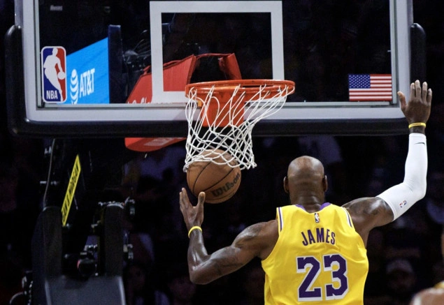 Dallas savladao Lakerse i prekinuo niz od 14 uzastopnih poraza