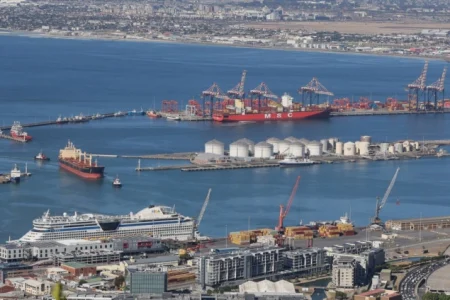 Obnovljen prolaz brodova kroz Hormuški moreuz nakon objave primirja