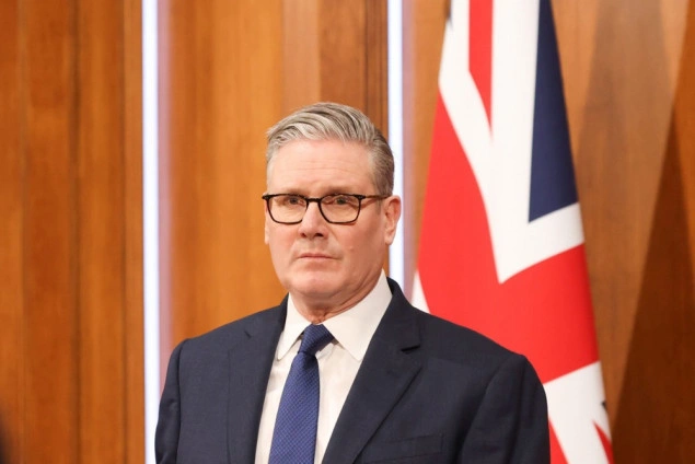 Starmer pozdravlja privremeno primirje Irana i SAD-a te putuje na Bliski istok