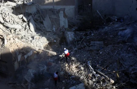 Napadi u regionu se nastavljaju uprkos prekidu vatre između SAD-a i Irana Napadi u regionu se nastavljaju uprkos prekidu vatre između SAD-a i Irana